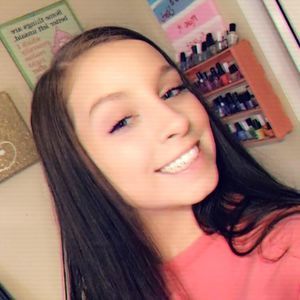 Meet your Posher, Gabi